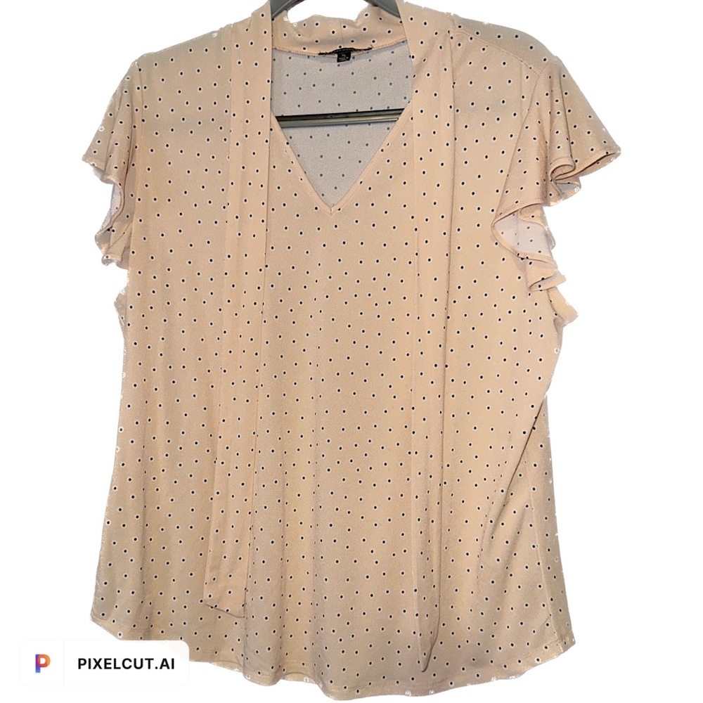 Short sleeve blouse🌼